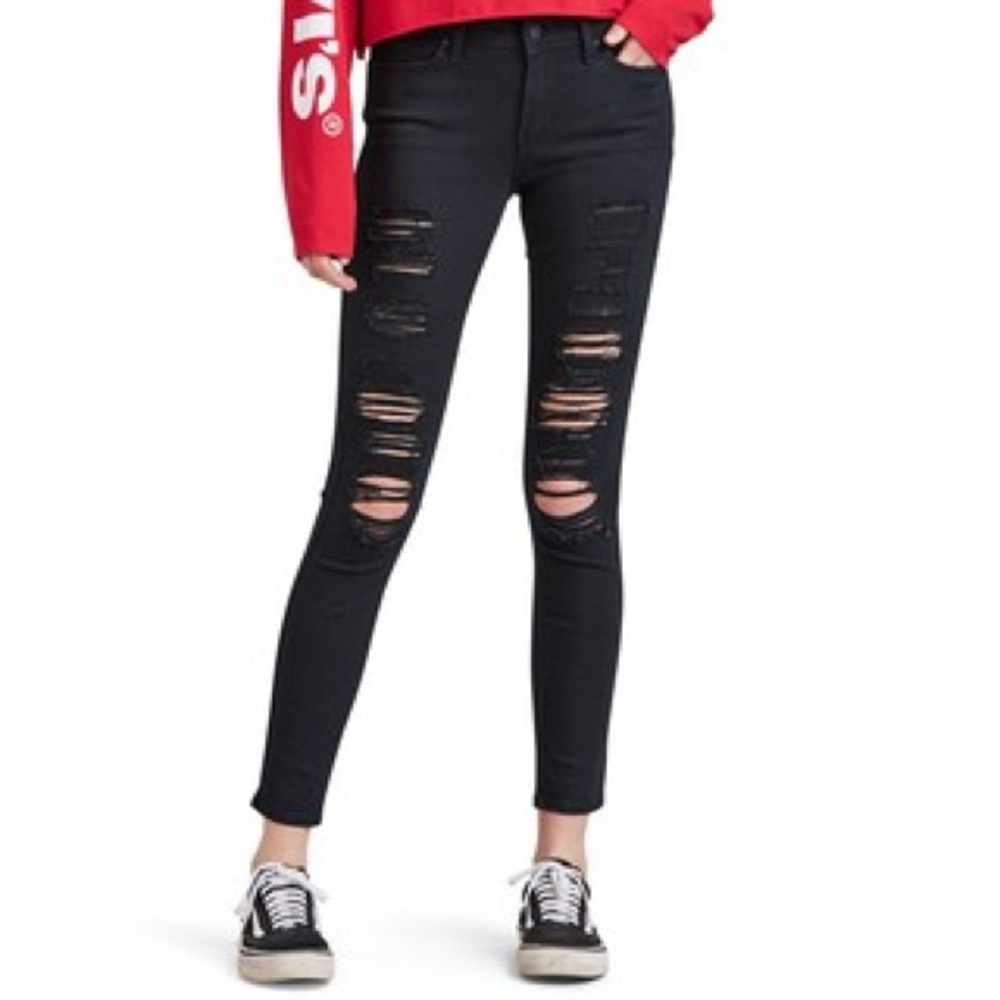 Levi’s 721 Black Distressed Jeans